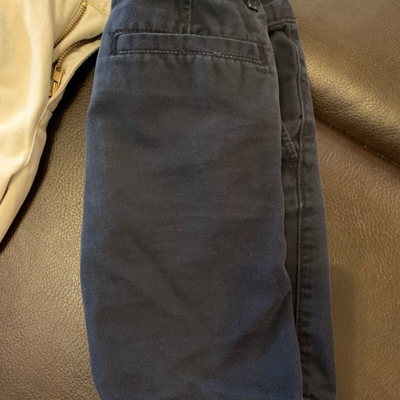 Bundle of 3 boys size 5 shorts. Good condition. No tares, rips or stains. - Picture 4 of 7